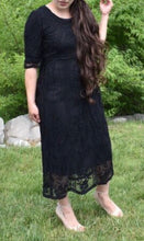 Jenna Lace Dress- Black