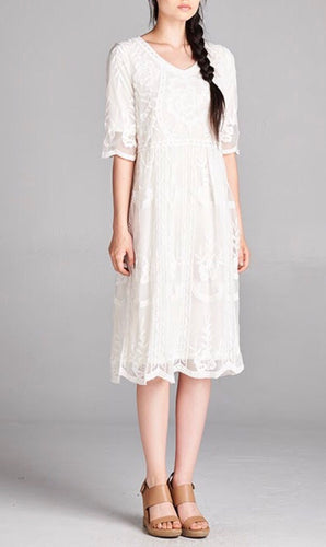 Jenna Lace Dress- Oatmeal